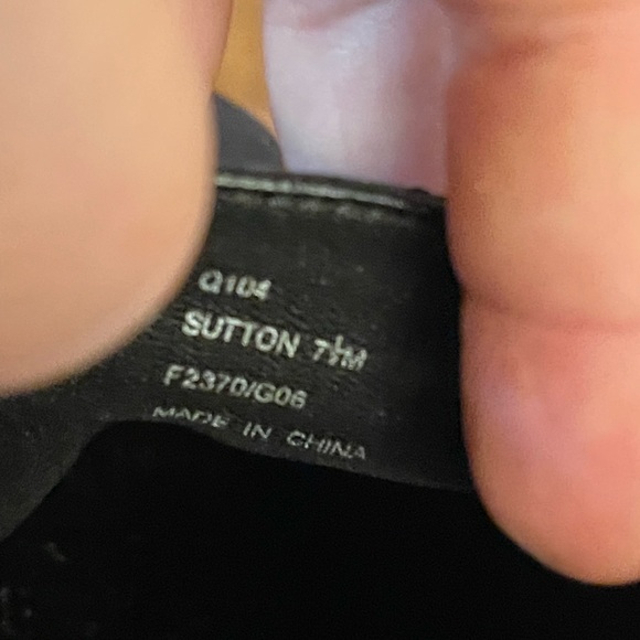 Coach mule shoe. Worn 2 times. Black very nice. 7.5 but runs a little small - Picture 4 of 9